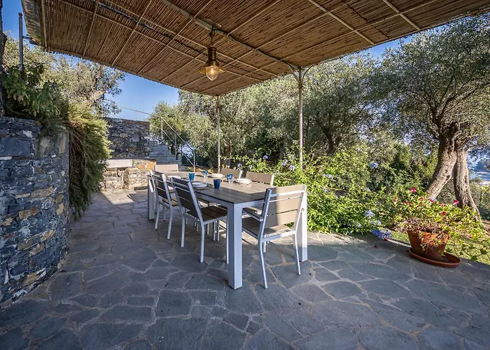 La Casa Gialla Relax In Collina Con Piscina Lägenhet Santa Margherita Ligure