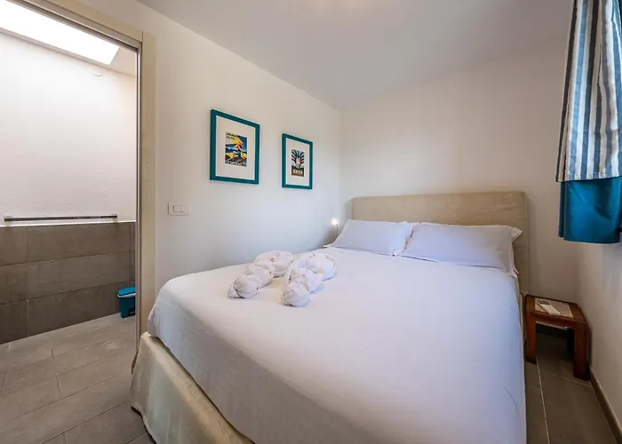 Lägenhet La Casa Gialla Relax In Collina Con Piscina *