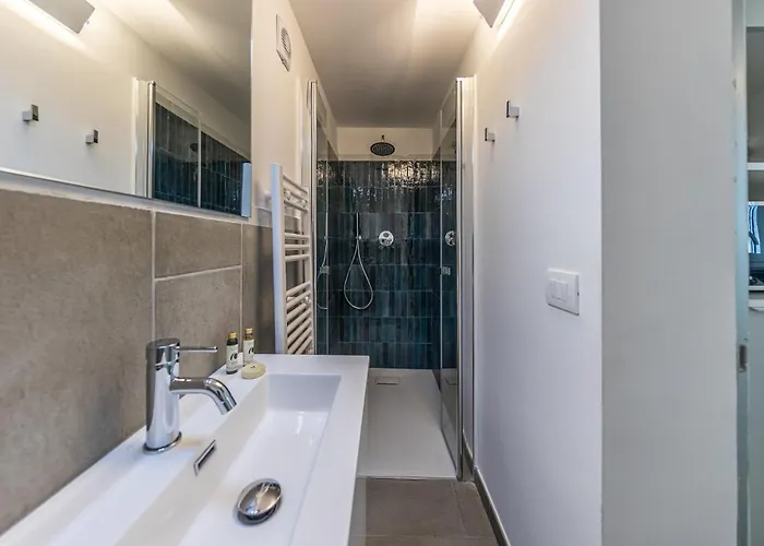 Lägenhet La Casa Gialla Relax In Collina Con Piscina Santa Margherita Ligure