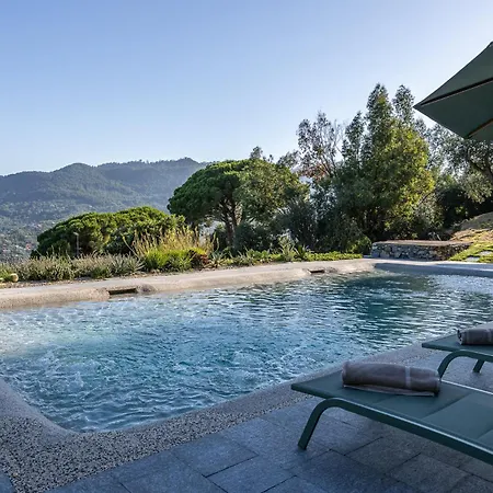 Apartment La Casa Gialla Relax In Collina Con Piscina Santa Margherita Ligure