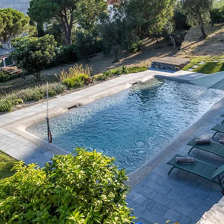 La Casa Gialla Relax In Collina Con Piscina * 圣玛格丽塔－利古雷