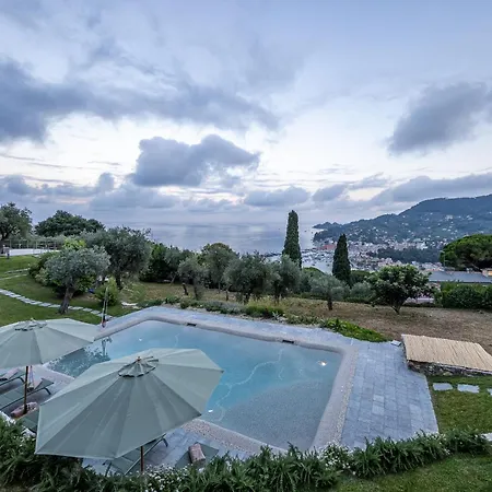 Apartment La Casa Gialla Relax In Collina Con Piscina *